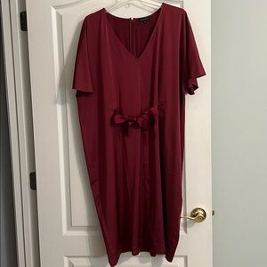 NWOT Universal Standard size Medium Rich Burgundy Dress reg size 18/20